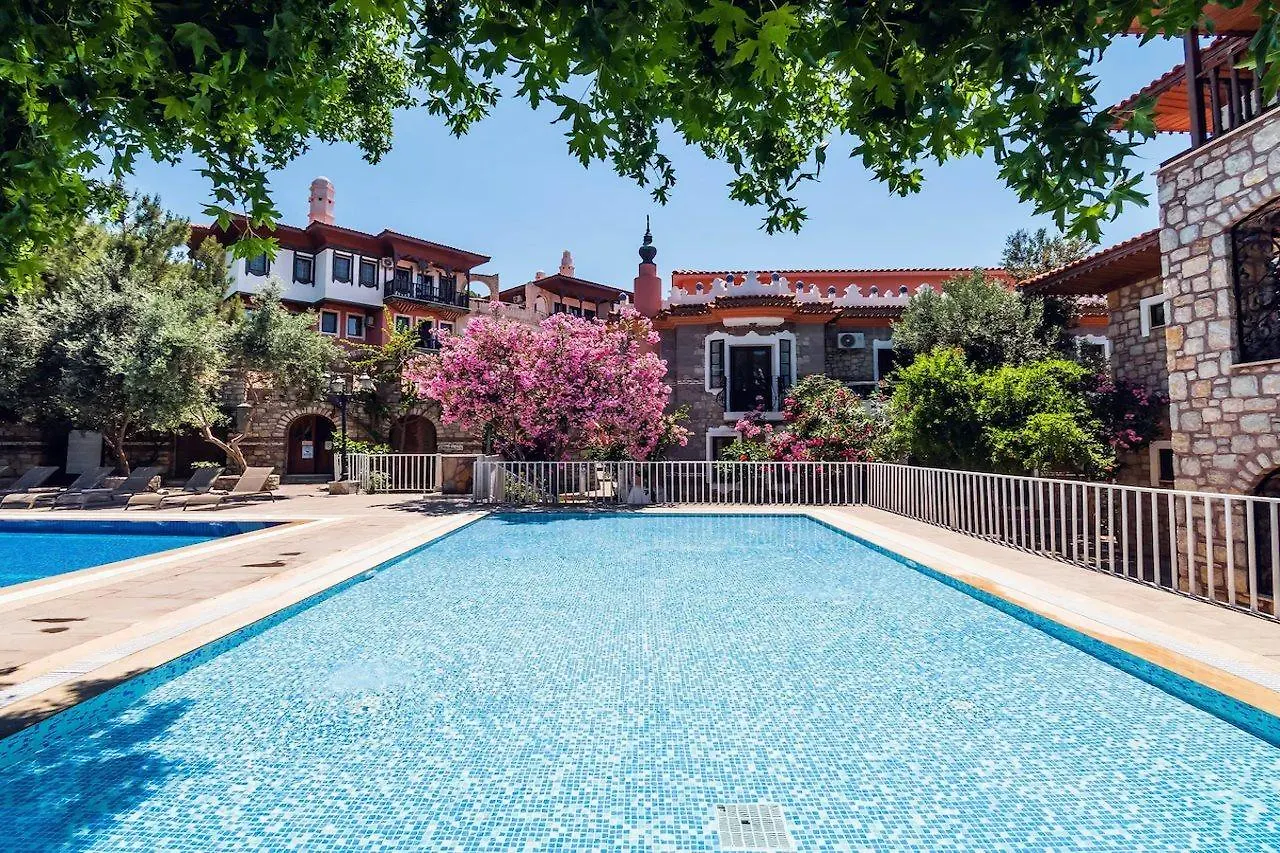 Perili Bay Resort Hotel Emecik 3*,