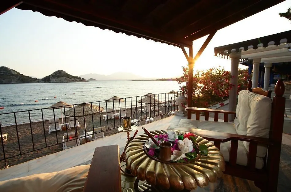 Perili Bay Resort Hotel Emecik